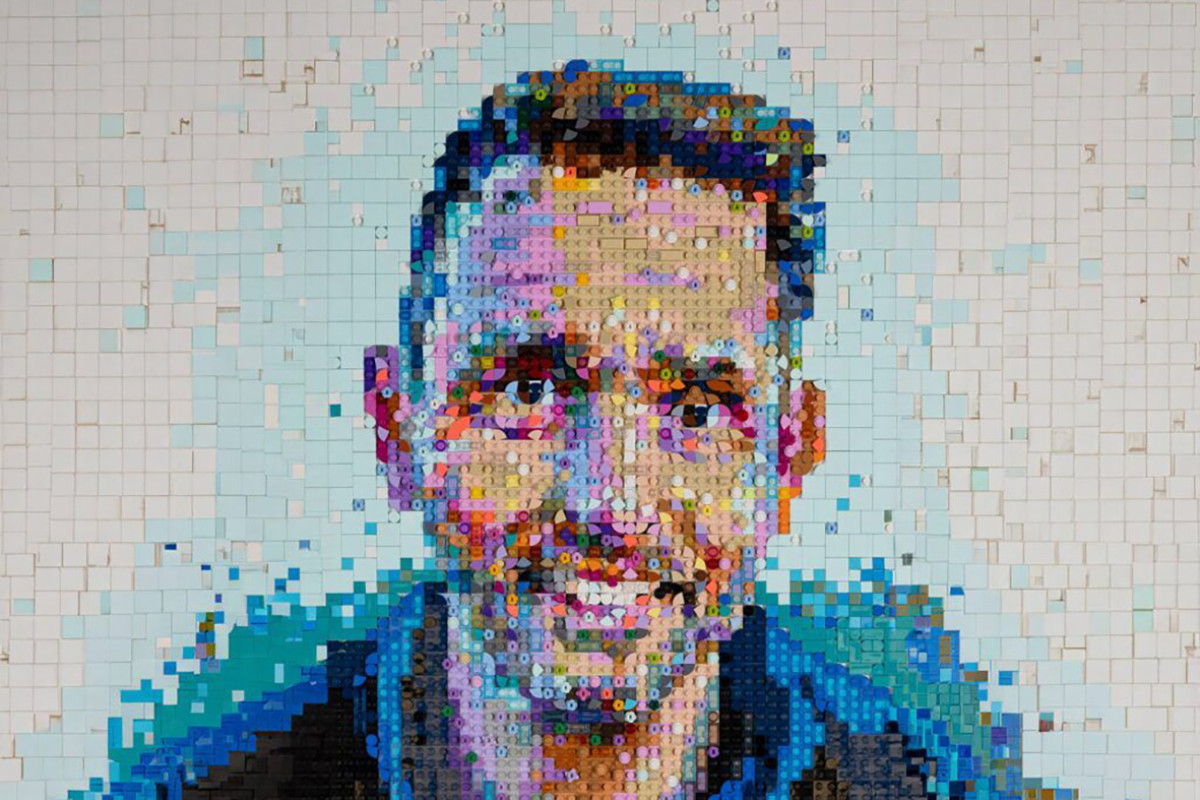 Portret van een man met ministek